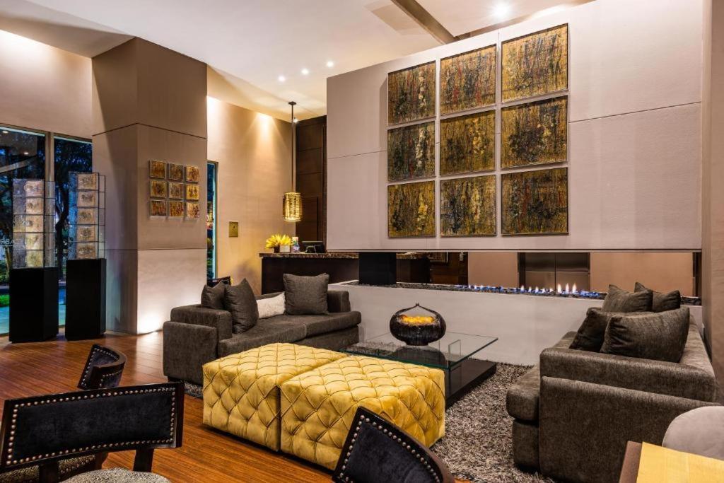 Hotel Cabrera Imperial By Key 33 Bogotá Esterno foto