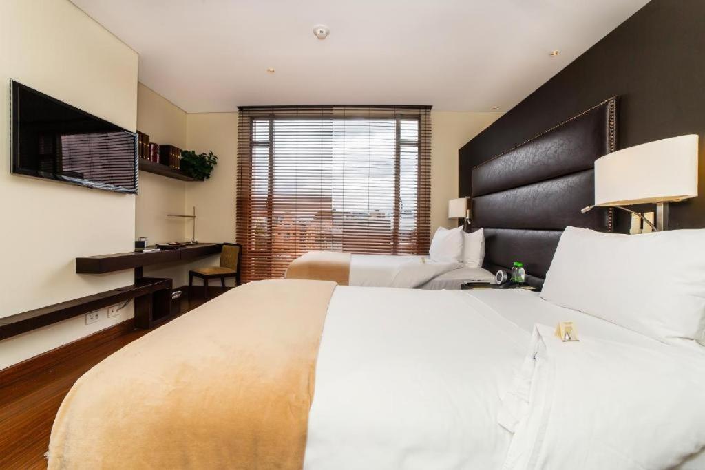 Hotel Cabrera Imperial By Key 33 Bogotá Esterno foto