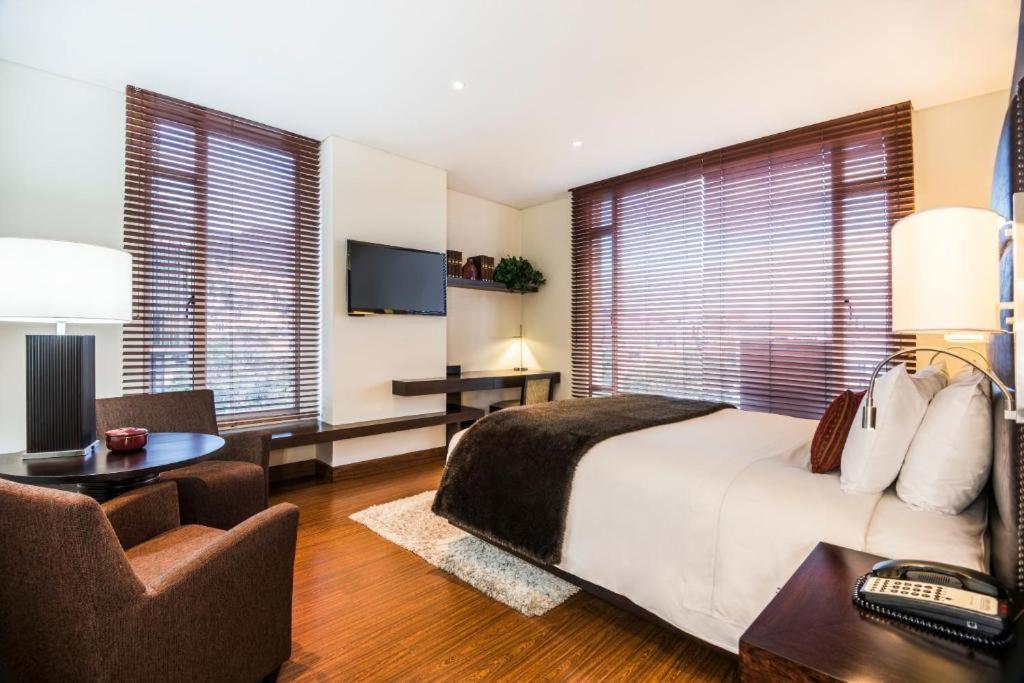 Hotel Cabrera Imperial By Key 33 Bogotá Esterno foto